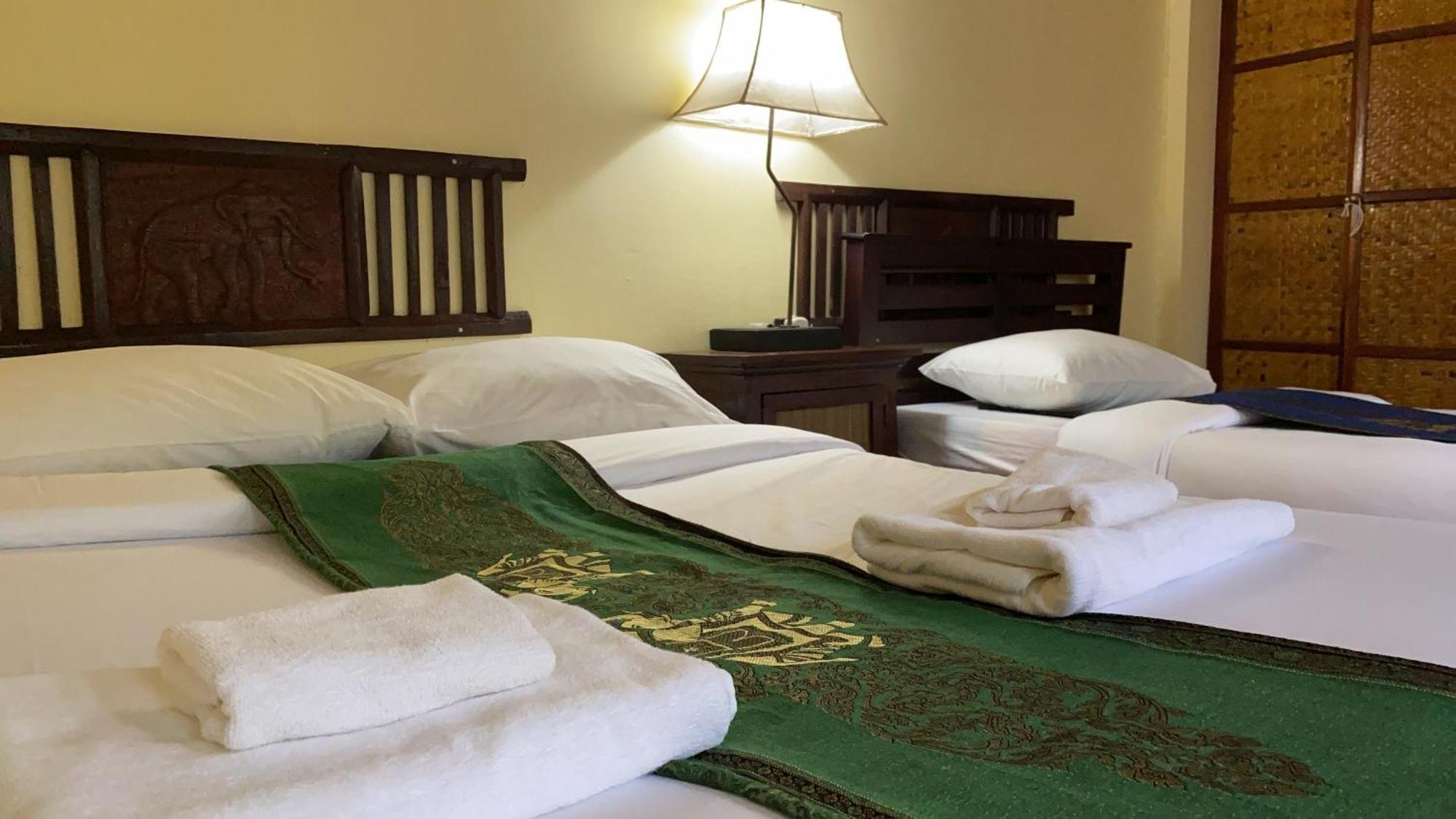 Golden Triangle Palace Hotel Чианг Рай Екстериор снимка